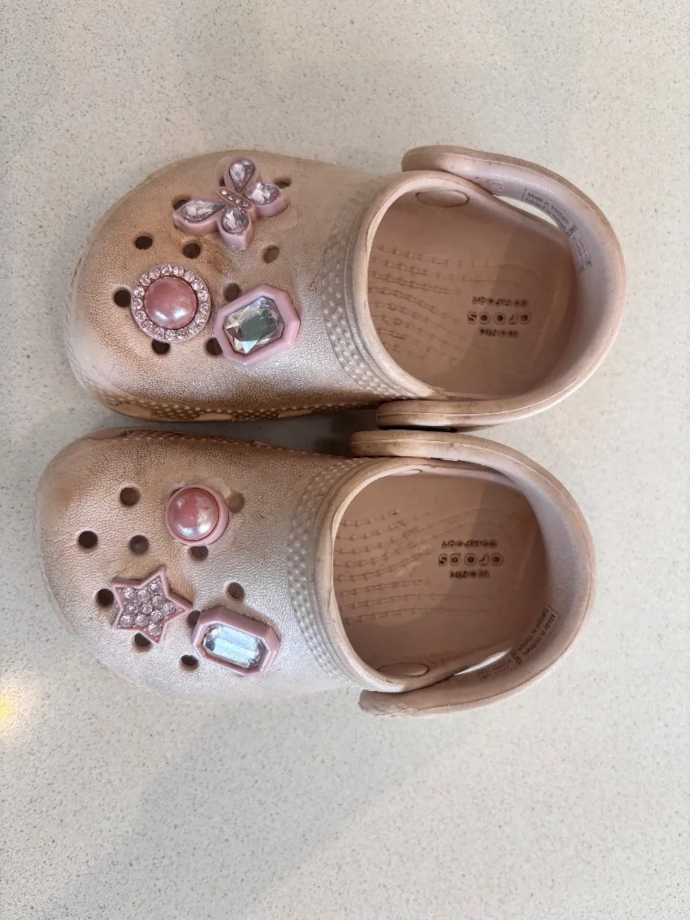 CROCS pink shoes T5 with added jewels. Great condition.